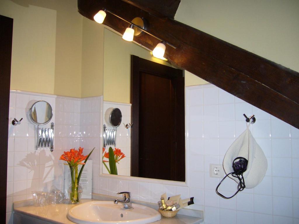 Rural Casa Roja 3*