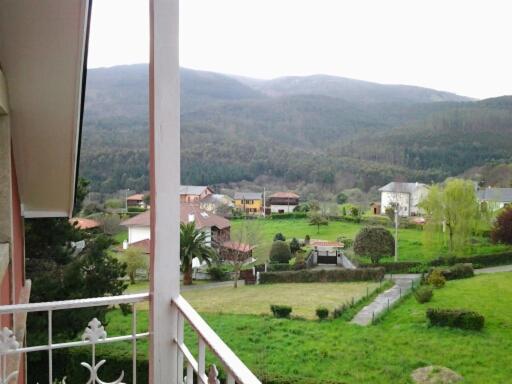 Rural Casa Roja 3*
